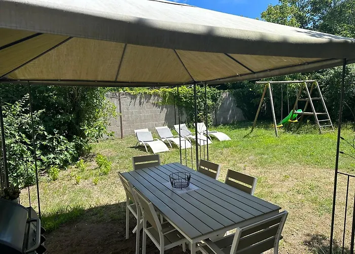 Jolie Maison Avec Jardin Prive Dans Le Centre Ville De Briare
